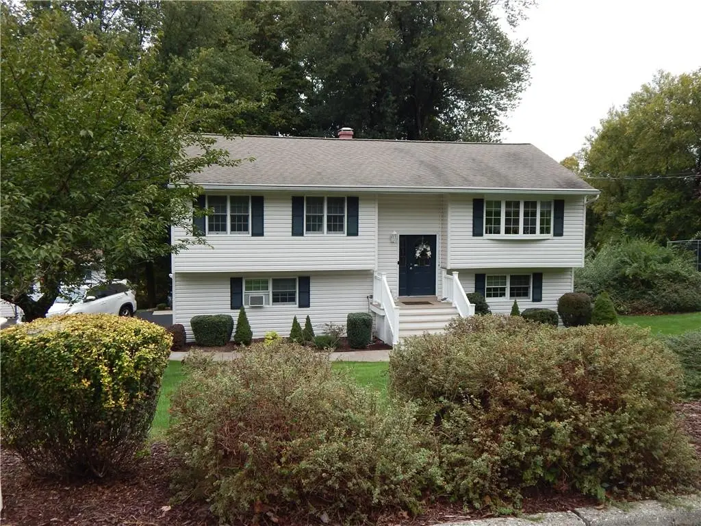 130 Linden LN, Monroe, NY 10950