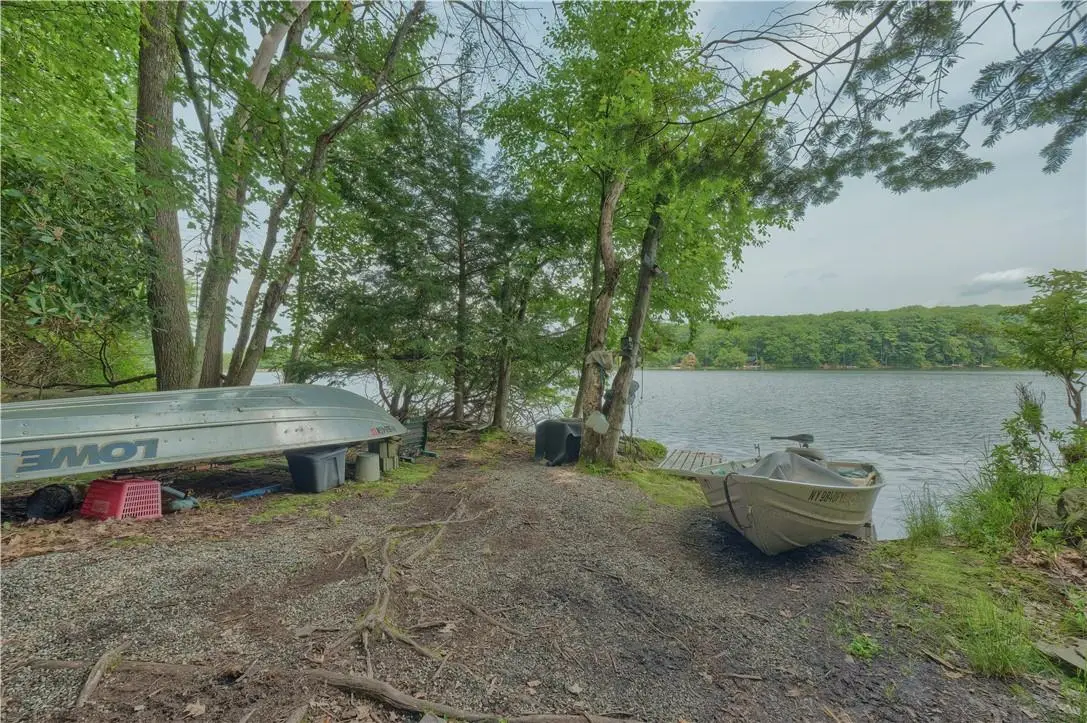S Shore DR, Wurtsboro, NY 12790