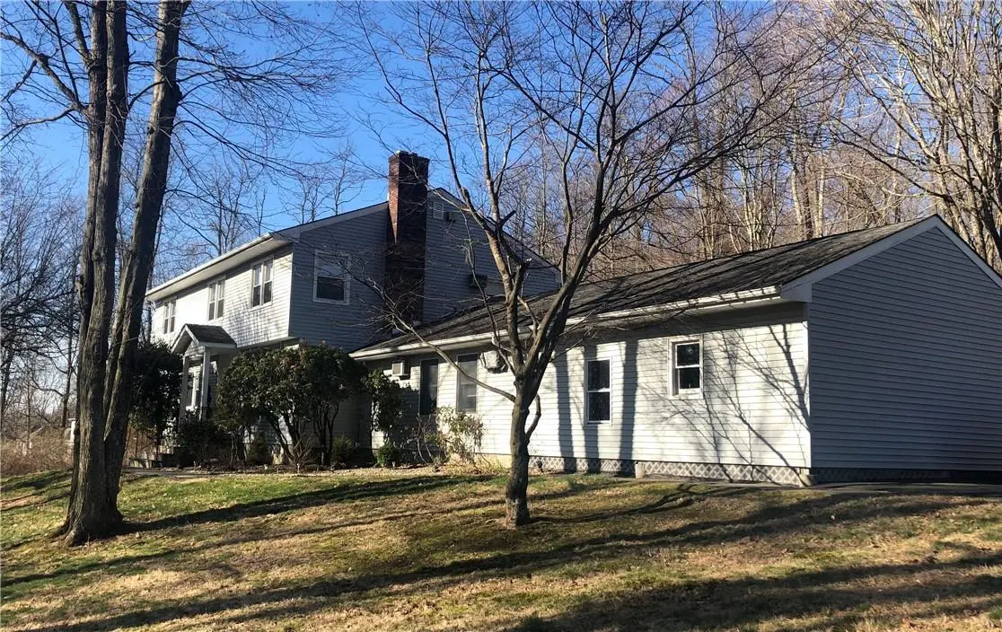 1 Primrose DR, Katonah, NY 10536