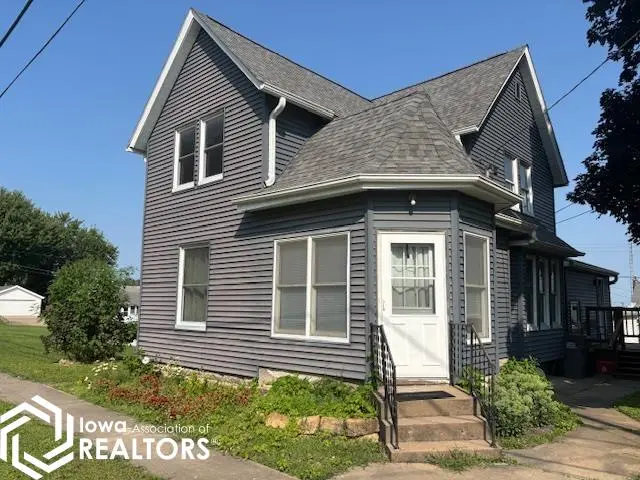 63 W 5th ST, Dallas City, IL 62330