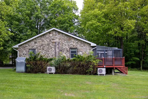 1544 Route 300, Newburgh, NY 12550