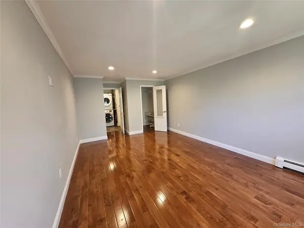 89 N Broadway #221, White Plains, NY 10603