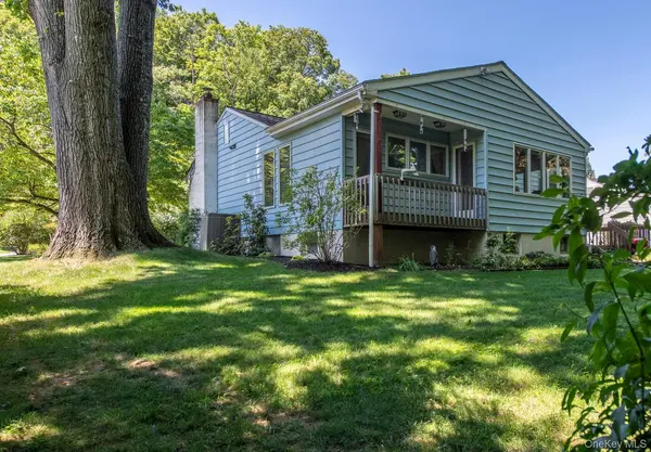 44 Homer PL, Poughkeepsie, NY 12603