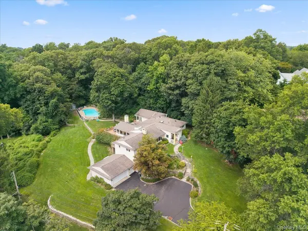 5 Agnes CIR, Ardsley, NY 10502