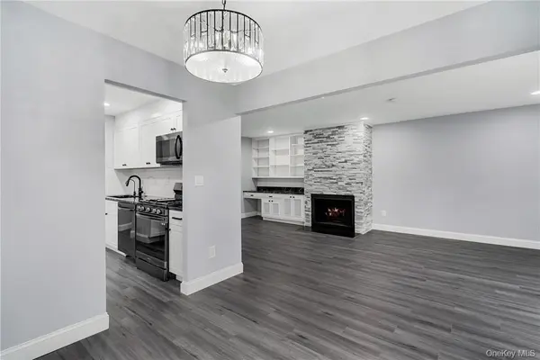 25 Barker ST #102, Mount Kisco, NY 10549