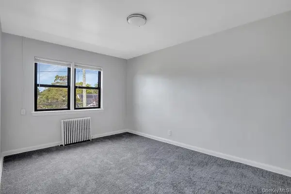 103 Lawson St ST #D, Hempstead, NY 11550