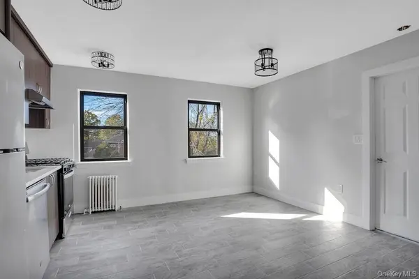 103 Lawson St ST #D, Hempstead, NY 11550