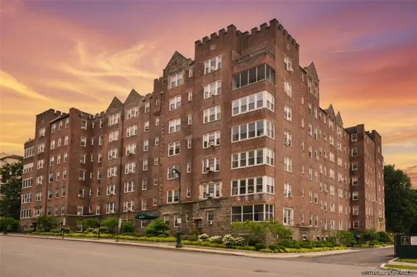 21 N Chatsworth AVE #3C, Larchmont, NY 10538