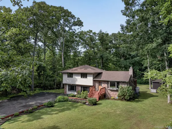 11 Mary Lou LN, Shokan, NY 12481
