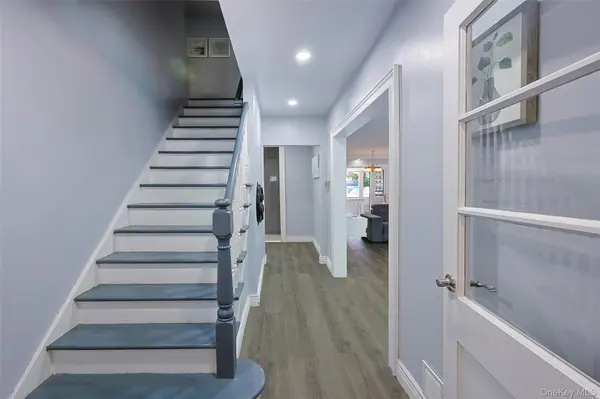 3318 164th ST, Flushing, NY 11358