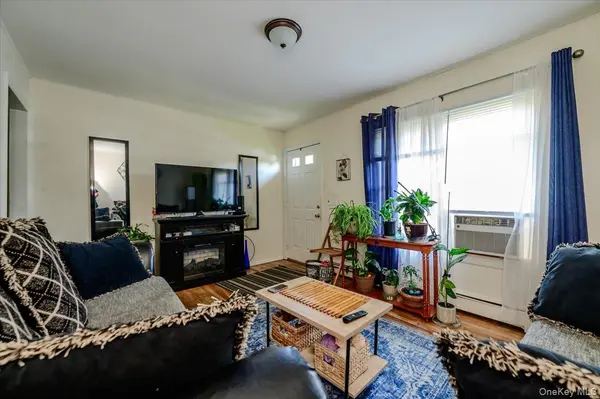 1380 Brooklyn BLVD, Bay Shore, NY 11706