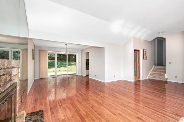 185 Pinewood RD, Hartsdale, NY 10530