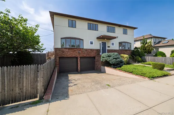 580 E. Pine ST #East Side, Long Beach, NY 11561