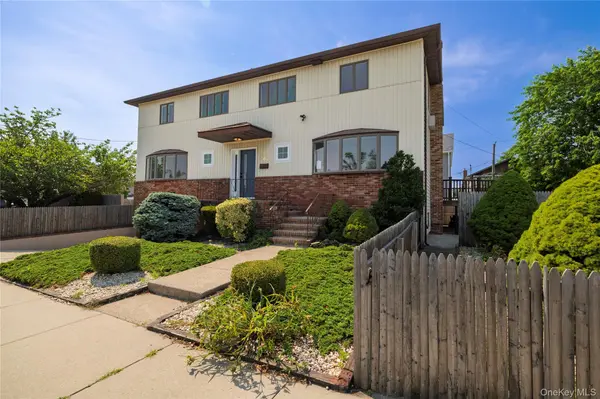 580 E. Pine ST #East Side, Long Beach, NY 11561