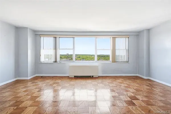 70-25 Yellowstone BLVD #15P, Forest Hills, NY 11375