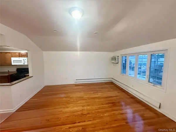 11535 158th ST, Jamaica, NY 11434