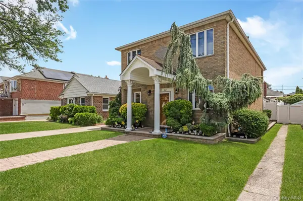 151-62 24th RD, Whitestone, NY 11357