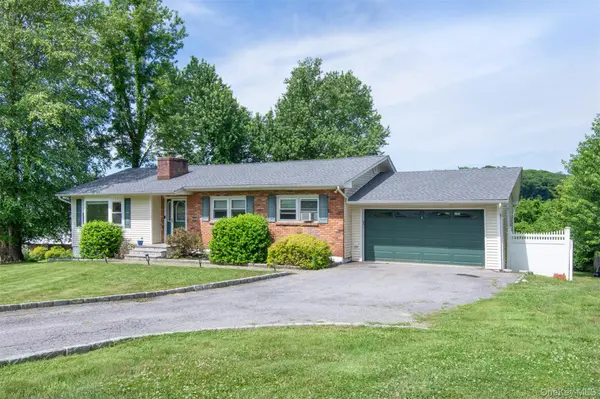 87 High View DR, Carmel, NY 10512
