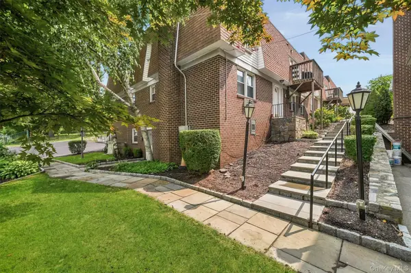 380 N Broadway #D14, Yonkers, NY 10701