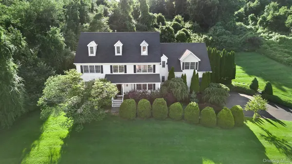 122 Duke DR, Carmel, NY 10512