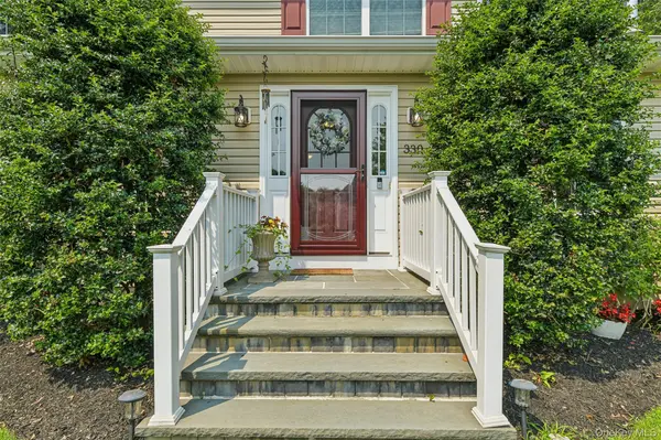 330 Harrison AVE, Miller Place, NY 11764