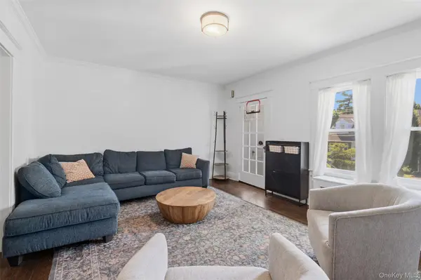 222 Carol AVE #Right Side, Pelham, NY 10803