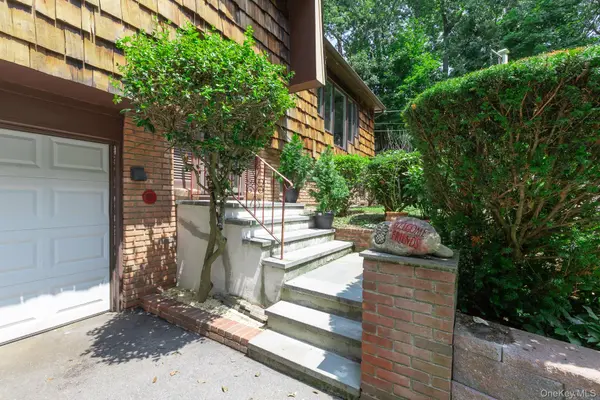 149 Cuba Hill RD, Huntington, NY 11743