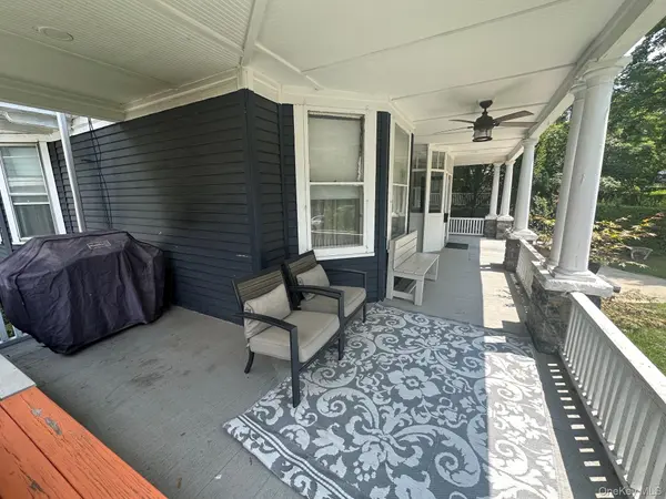 101 Belvedere DR, Yonkers, NY 10705