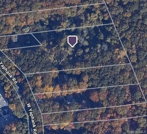 124 W Yaphank RD, Coram, NY 11727