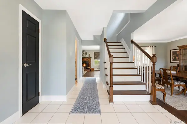 145 Sioux ST, Ronkonkoma, NY 11779