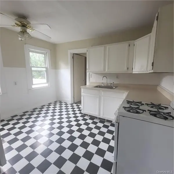 123 Old Turnpike RD #2B, Bloomingburg, NY 12721