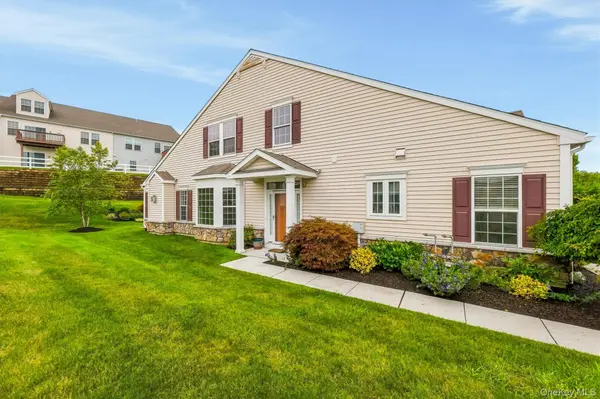 8 Atkins CT, Carmel, NY 10512