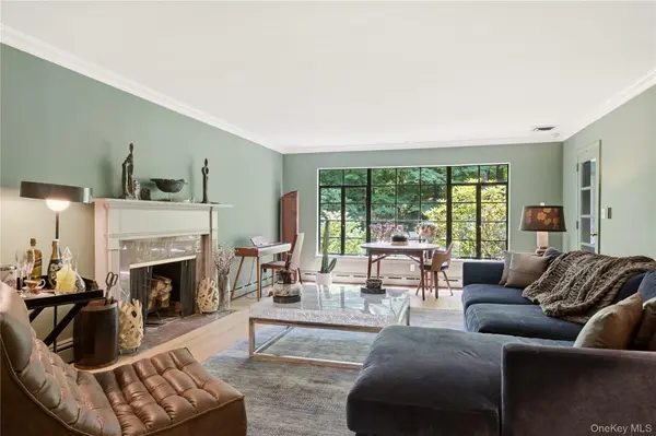 790 Bryant AVE, Roslyn Harbor, NY 11576