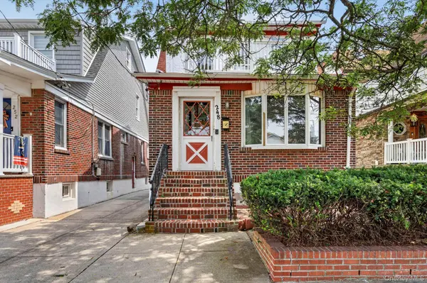 248 Beach 131st ST, Belle Harbor, NY 11694