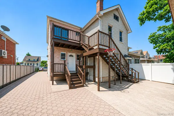 117-43 164th ST, Jamaica, NY 11434