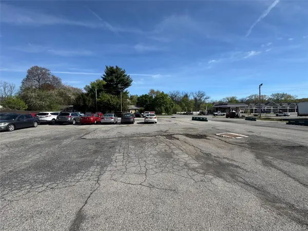 228 Meyers Corner RD #7, Wappingers Falls, NY 12590
