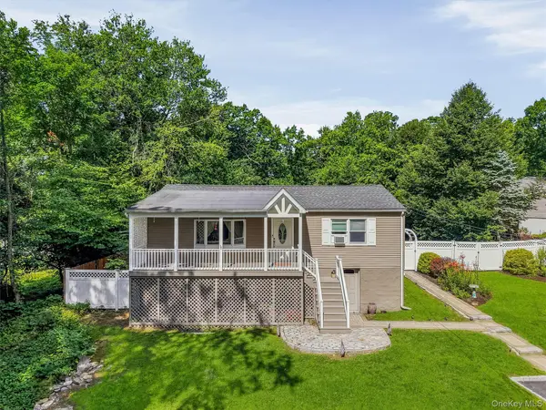 153 Kent Shore DR, Carmel, NY 10512