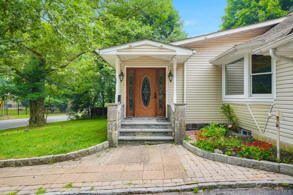 61 Underhill RD, Ossining, NY 10562