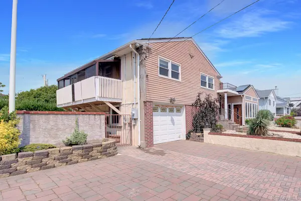 24 Pinehurst ST, Lido Beach, NY 11561