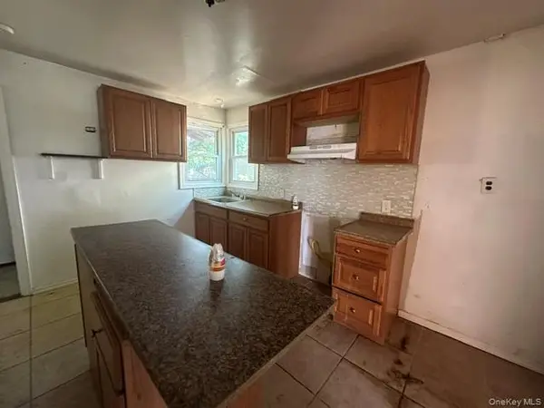 84 Herman AVE, North Babylon, NY 11703