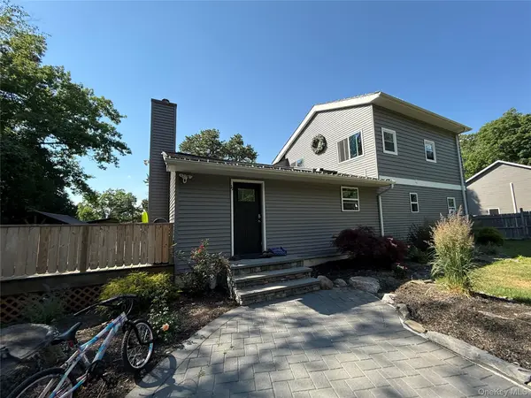11 Summit TRL, Monroe, NY 10950