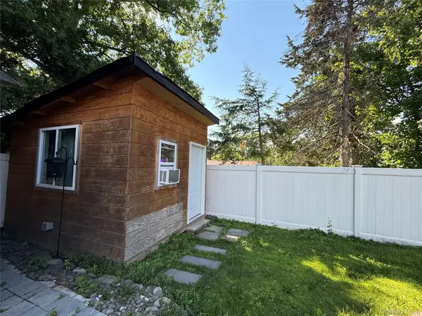 11 Summit TRL, Monroe, NY 10950