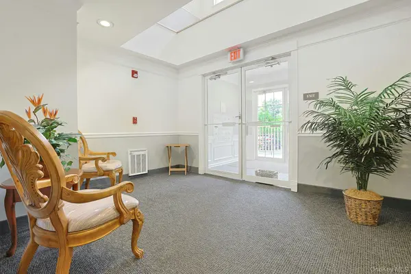 32 N De Baun AVE #207, Suffern, NY 10901