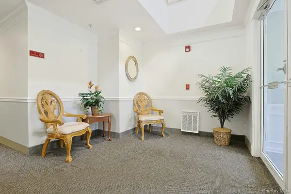 32 N De Baun AVE #207, Suffern, NY 10901