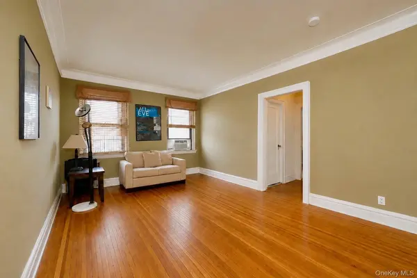77-16 Austin ST #5L, Forest Hills, NY 11375
