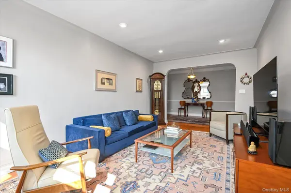 6536 Wetherole ST #608, Rego Park, NY 11374