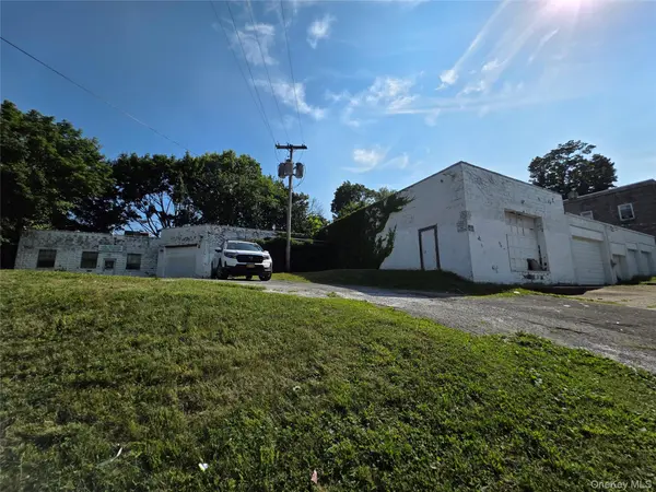 145 South William ST, Newburgh, NY 12550