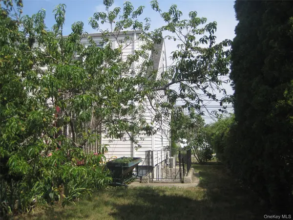 2618 Natta BLVD, Bellmore, NY 11710