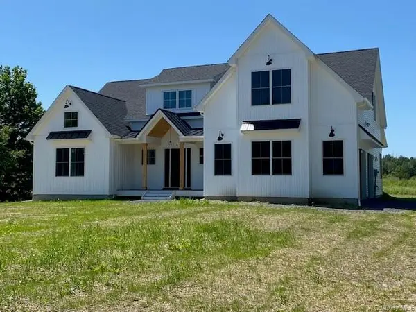 8   (LOT #1) Sunset LN, New Hampton, NY 10958