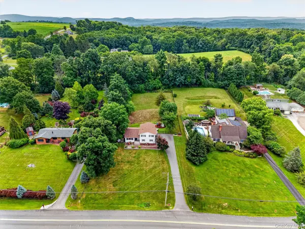 319 Reservoir RD, Goshen, NY 10924